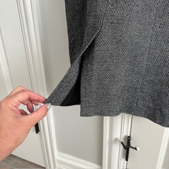 Karen Millen Grey Tweed Wool Blend Tailored Pencil Dress Neckline Detail US 6 - Picture 9 of 12